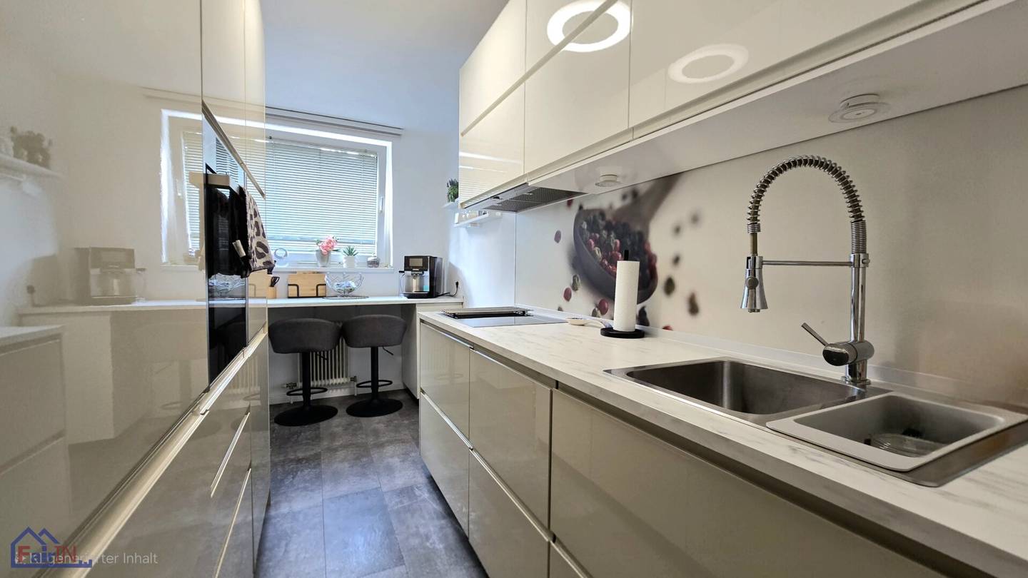 ***! Geräumige 4-Zimmer-Wohnung mit Loggia in 1160 Wien – 99m² Wohlfühloase !***