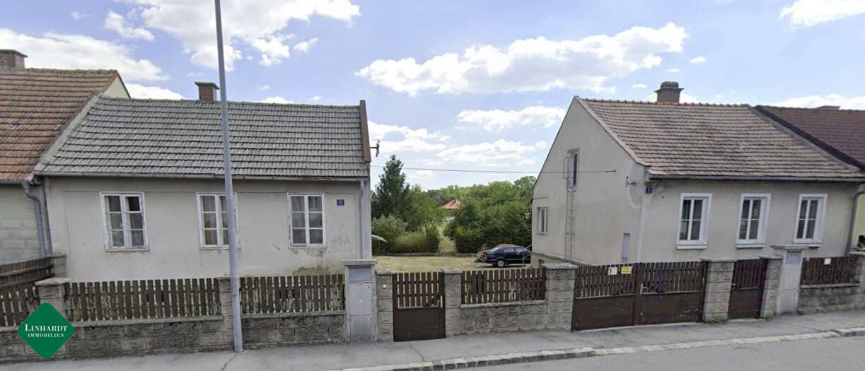 Prime plot in a good location