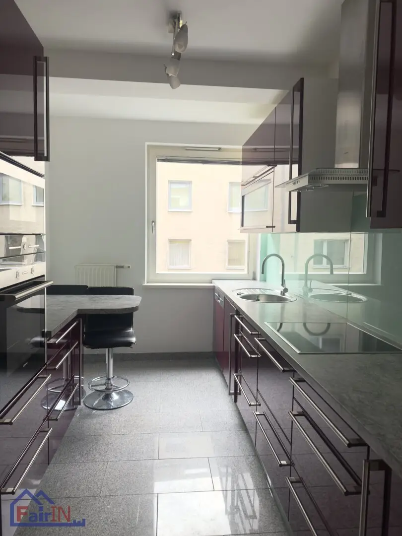 For rent Available immediately Modern 3-room condominium in the heart of Vienna Favoriten