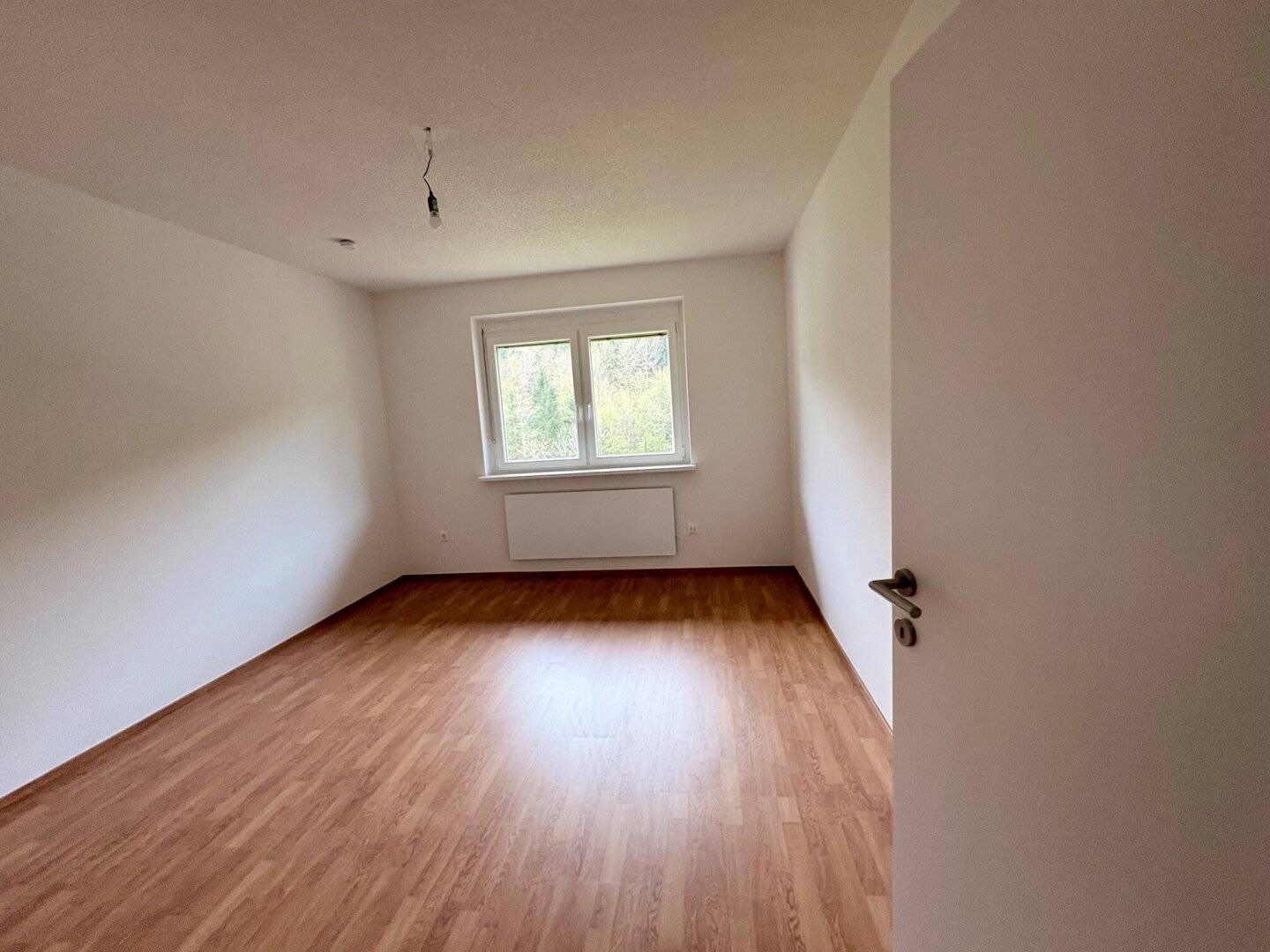 First occupancy after general renovation 3 rooms balcony","de":"Erstbezug nach Generalsanierung 3 Zimmer Balkon