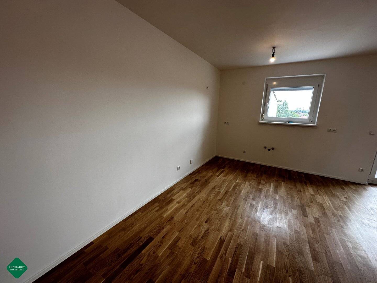 4 Zimmer-Eigentumswohnung mit Loggia