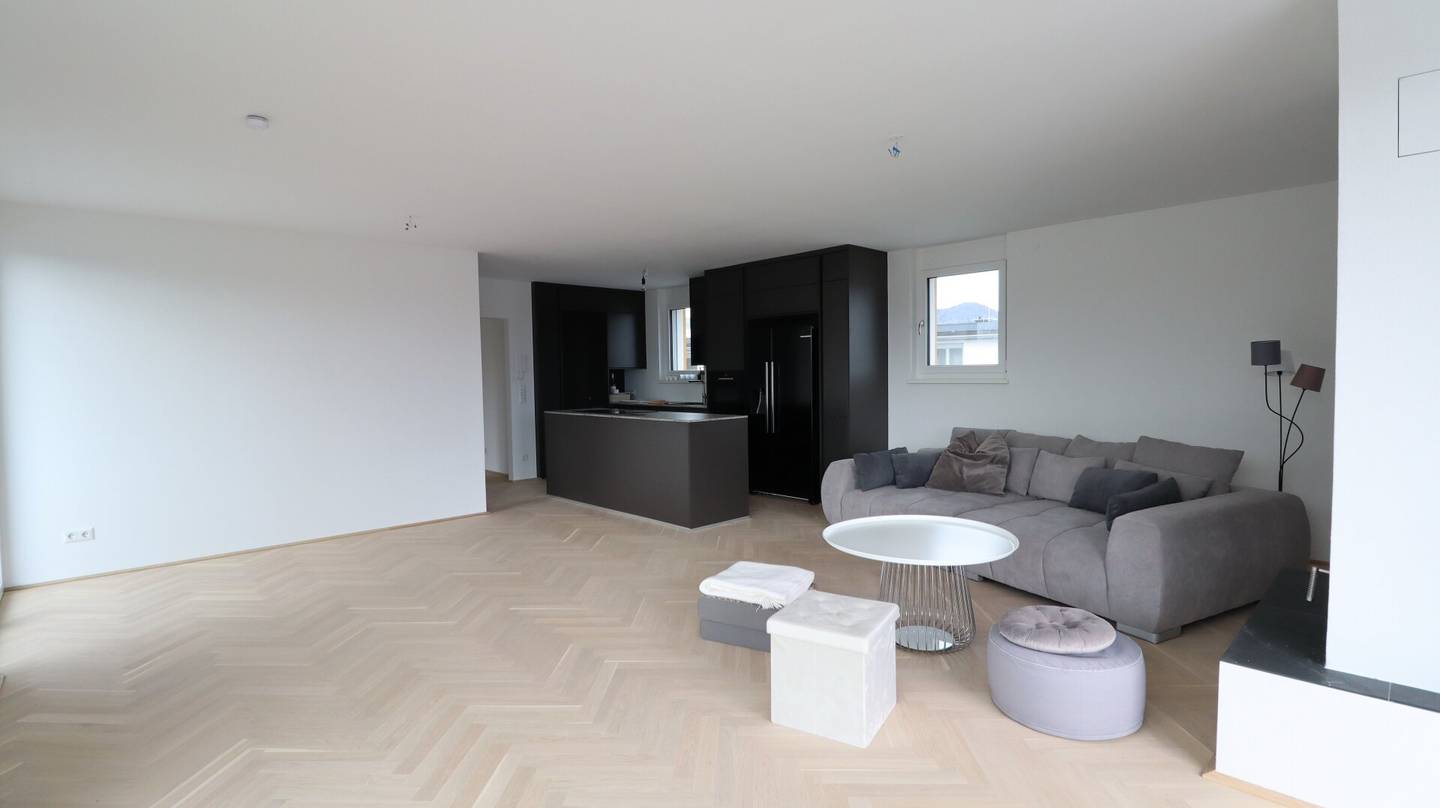 Unvergleichlich Einzigartige Penthouse Wohnung mit 360° Terrasse
