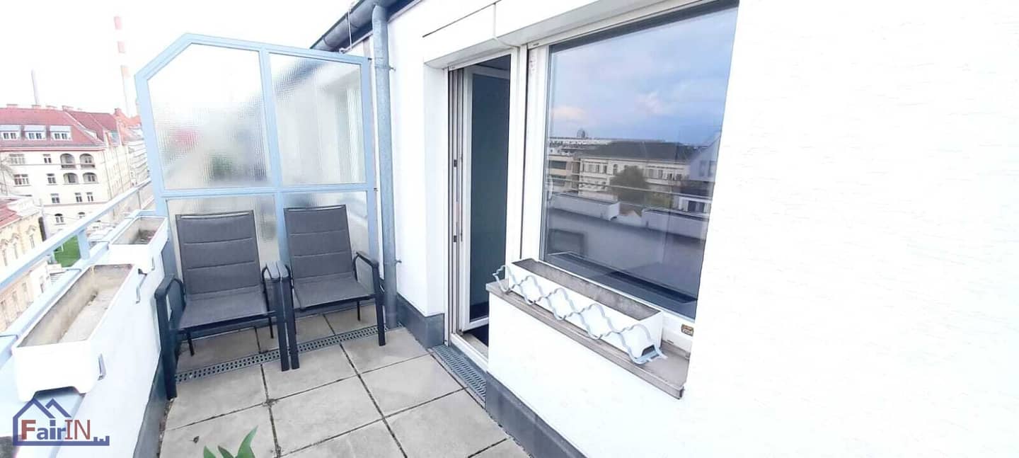 Sunny newly built apartment with two terraces and 2 to 3 rooms with lots of potential