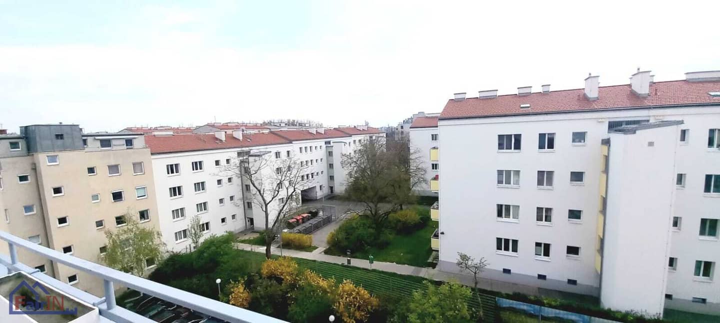 Sunny newly built apartment with two terraces and 2 to 3 rooms with lots of potential