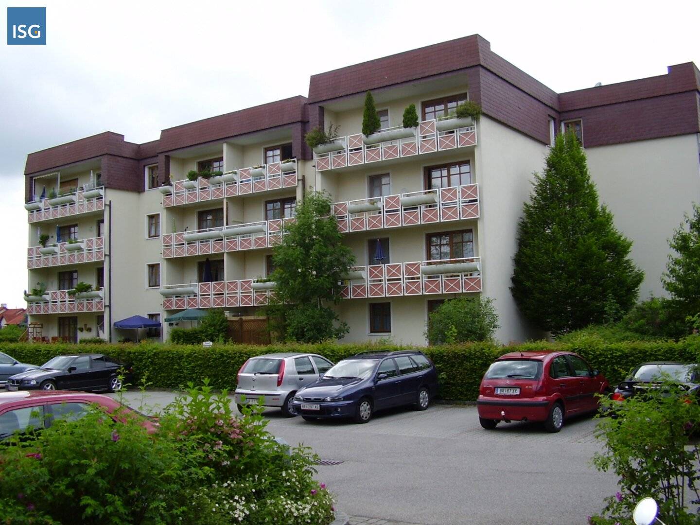 Objekt 307: 3-Zimmerwohnung in Braunau-Haselbach, Josef-Mohr-Straße 1, Top 12 (inklusive TG Nr. 12)