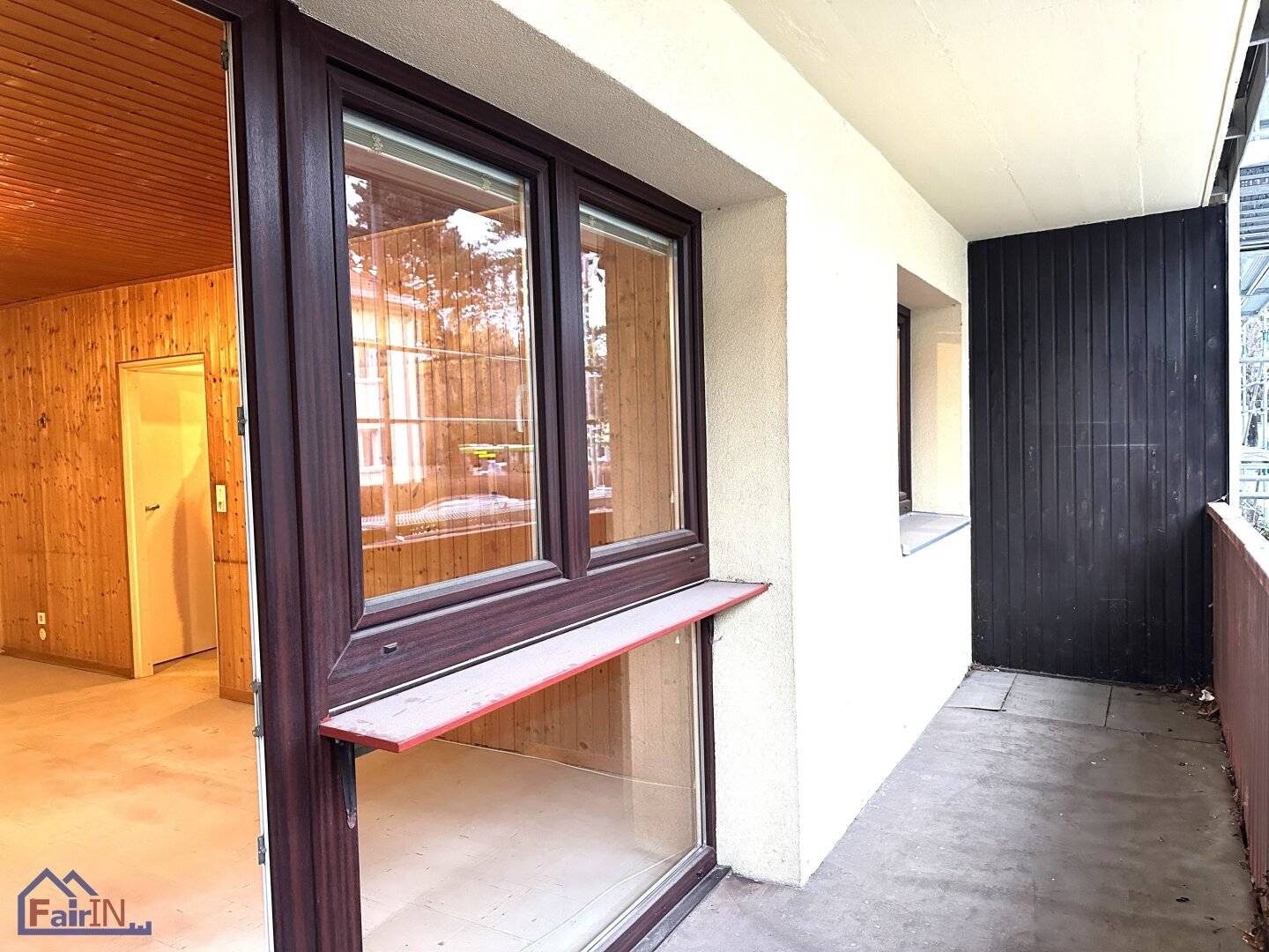 Quick viewing Generous 3 room apartment with loggia in 1230 Vienna, in need of renovation, suitable for flatsharing