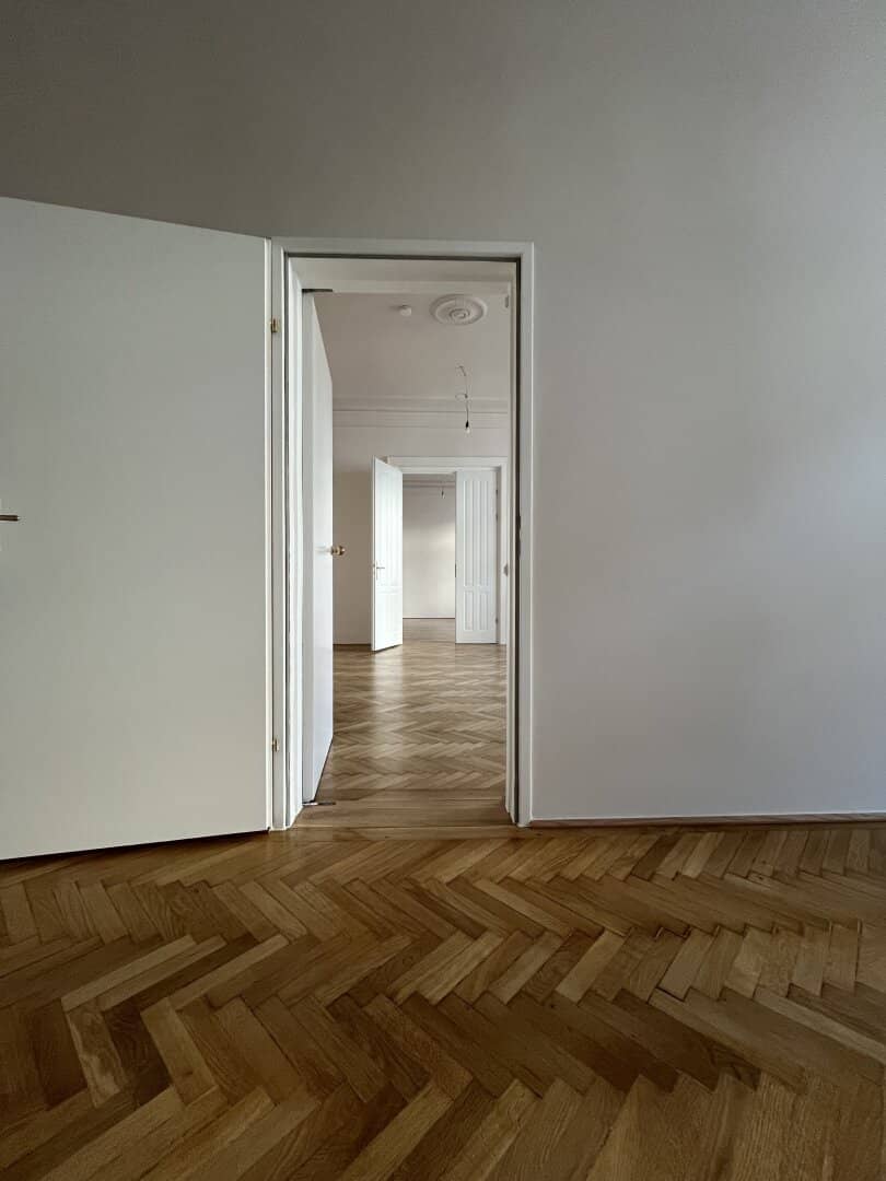 Großzügige Büroflächen insgesamt 828,75 m² in repräsentativem Stilaltbau in Toplage des 1.Bezirks!