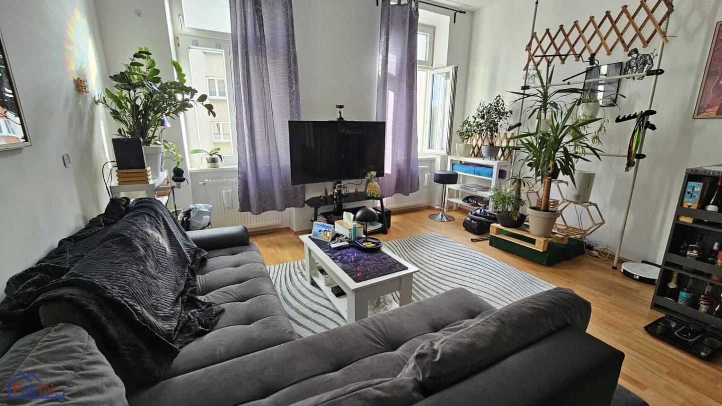 ***Zwei Wohnungen sofort kaufen/ Befristet vermietet/ Sofort Geld kassieren!***