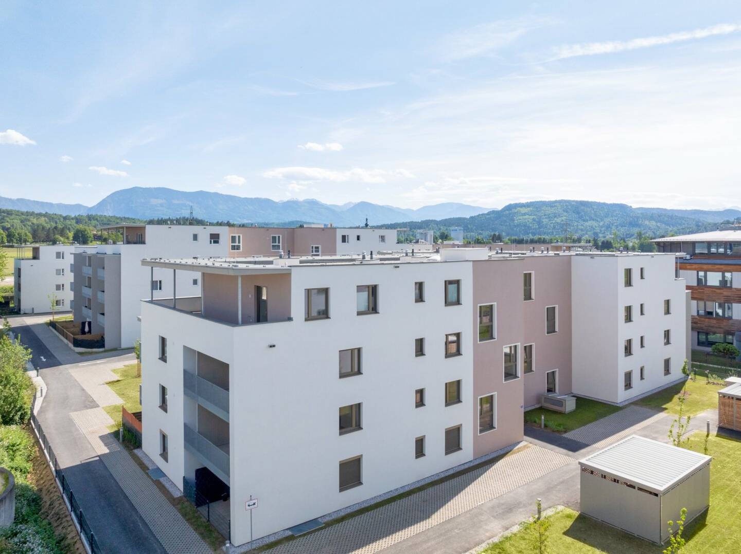 First occupancy in Klagenfurt Viktring 1 to 4 room apartments see https://vitrino.at/