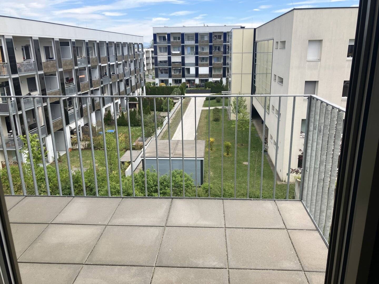 First occupancy in Viktring, directly from the owner, couple's hit, sunny two room apartment with kitchen