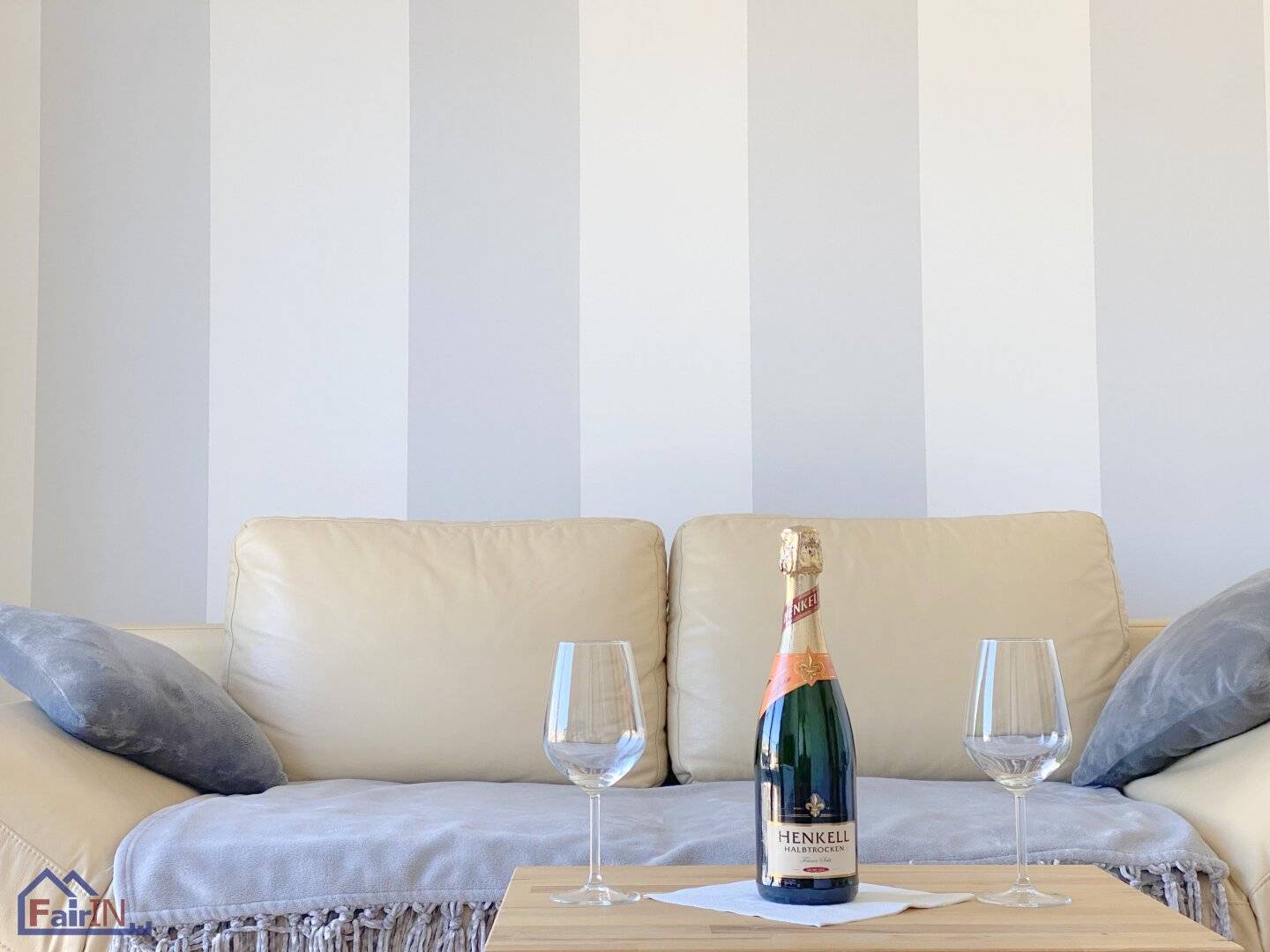 Commission free available immediately top location quiet apartment with approx. 20 m² large terrace at Margaretenplatz