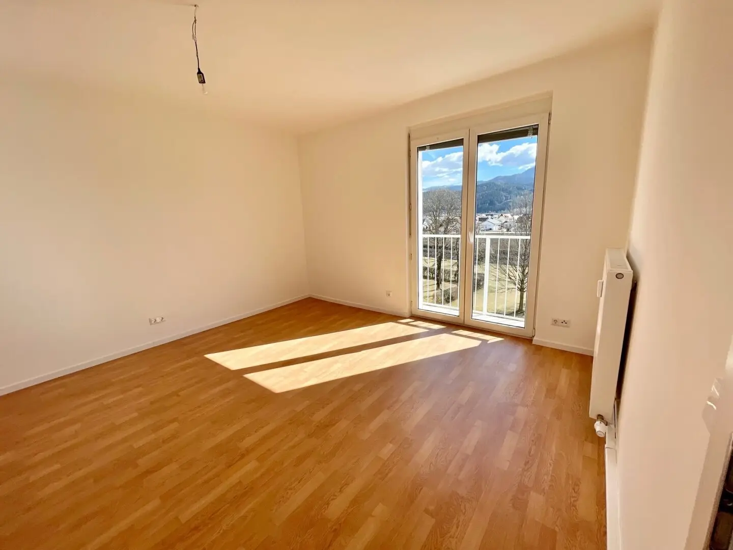 New tenant wanted - 2 rooms