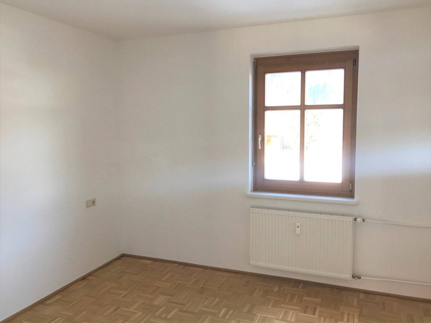 Living Grades! 3 months rent-free offer