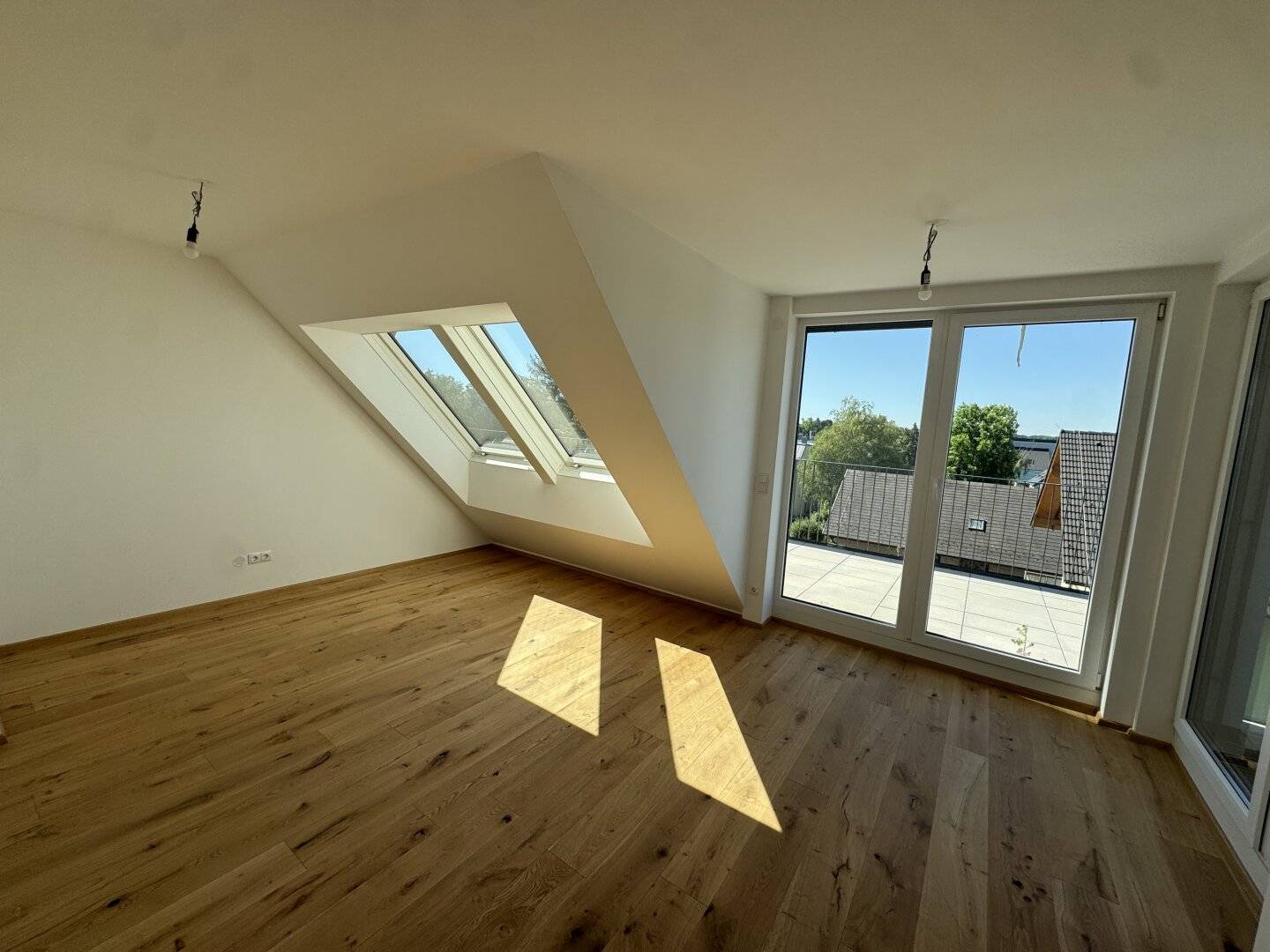 Urban 22 / Modern Living Style in Essling