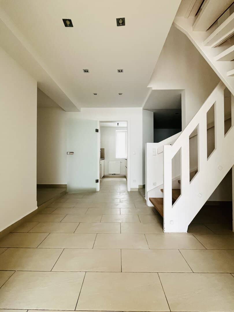 Kärnterstraße ! Elegante 5 Zimmer- Maisonette mit 2 Terrassen !