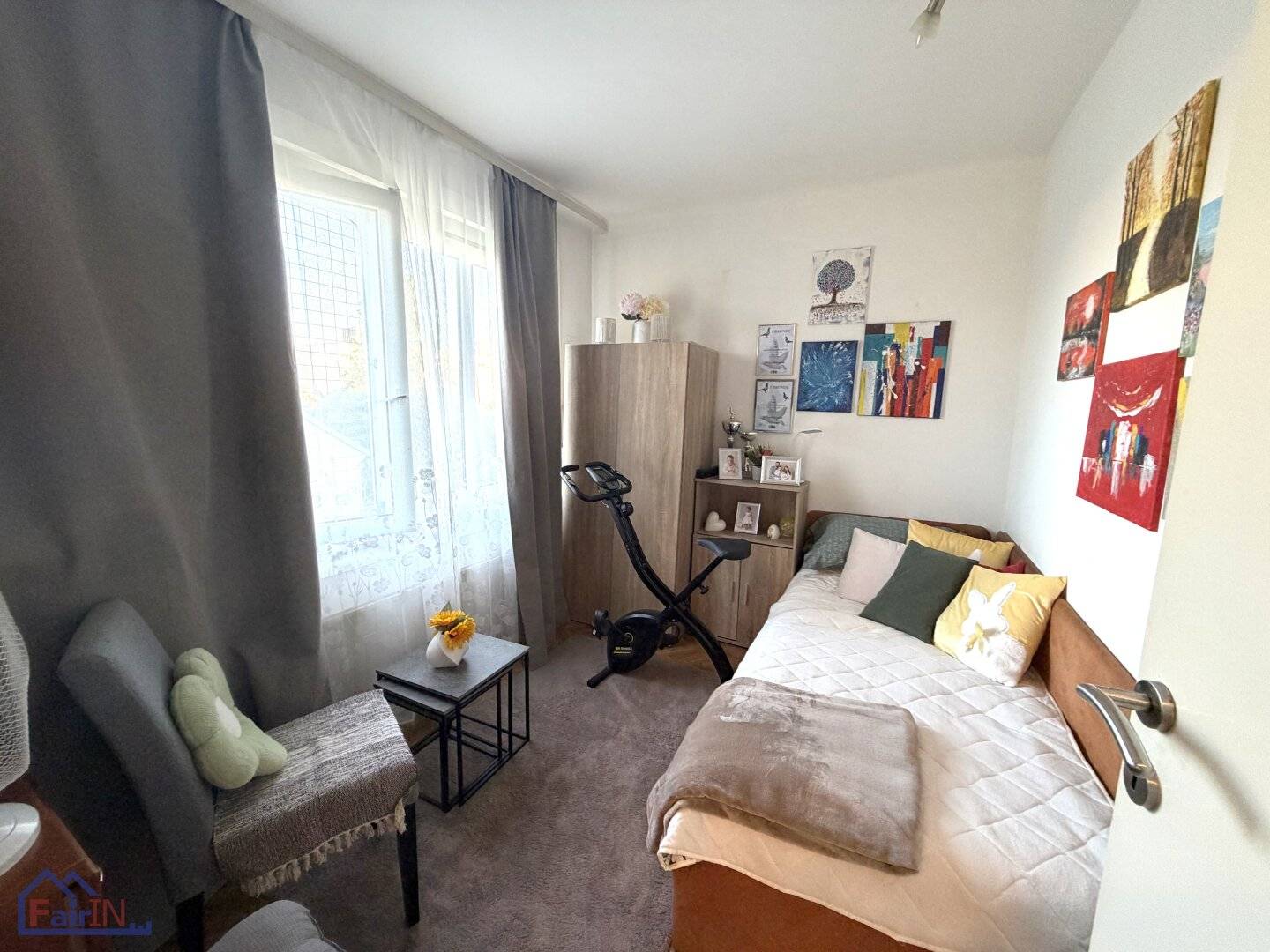 Well maintained courtyard facing 3 room apartment in 1100 Vienna Barrier free Your new home on 49 m²