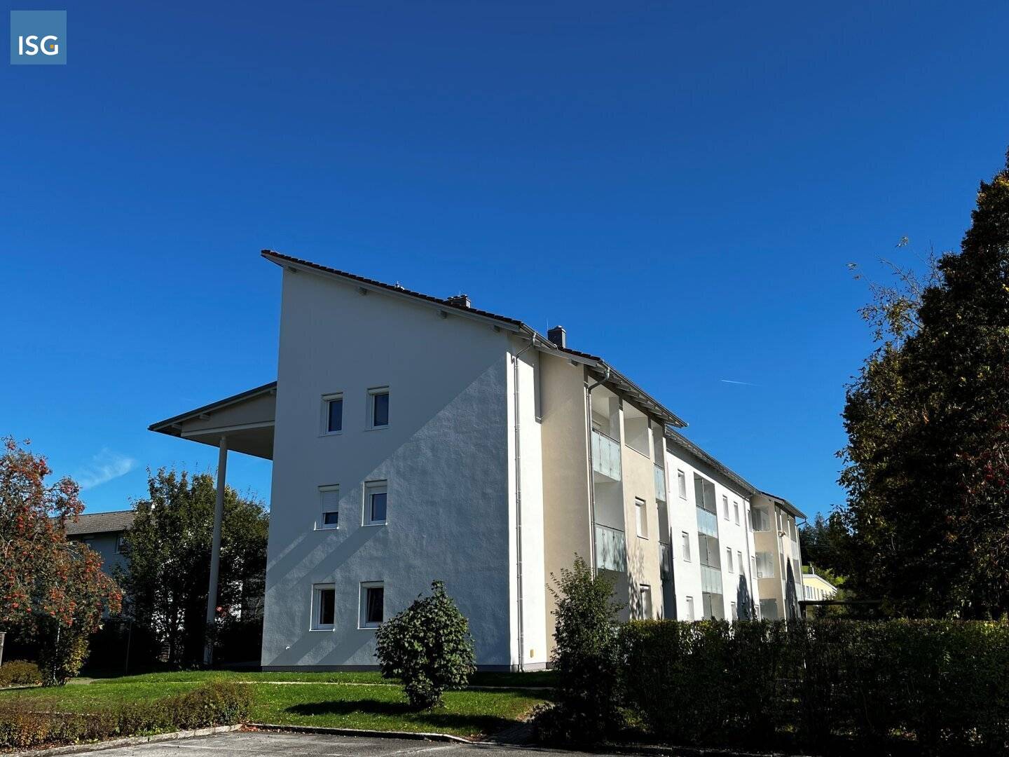 Property 529: 2 room apartment in the staff housing building 4786 Brunnenthal, Steingartenweg 2, Top 10
