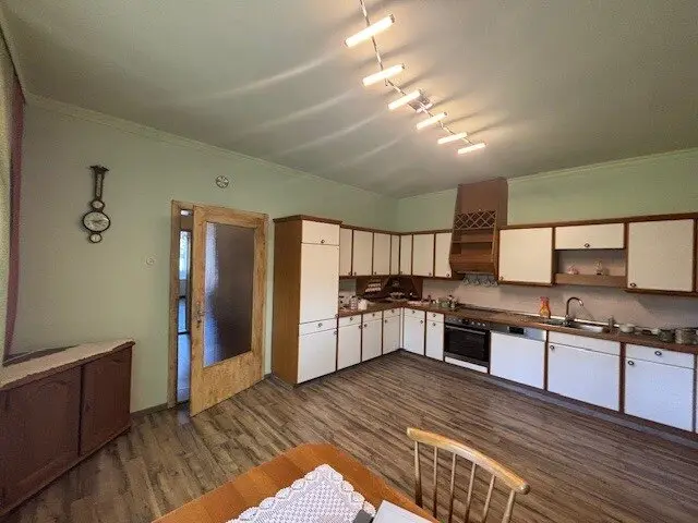 Pamhagen - modernisierter Streckhof mit Tschadacke und Stadl in ruhiger Sonnenlage (Eckgrundstück)
