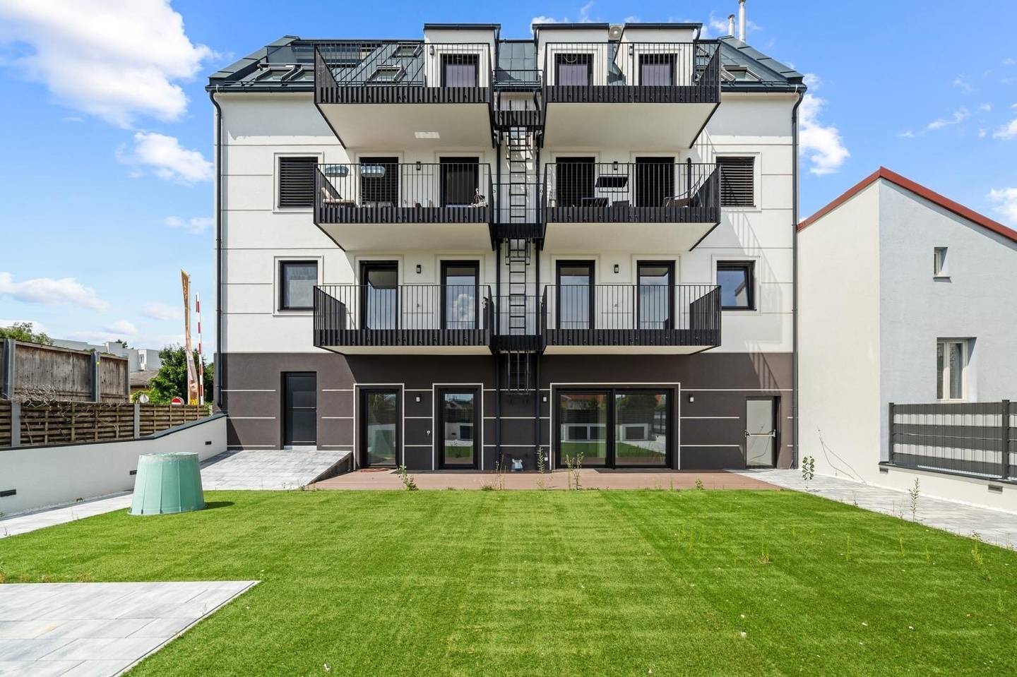 New construction project Wien 21 | Apartment No. 15 – Attic apartment with optional roof terrace?Note: remove question mark? Please deliver as final string.