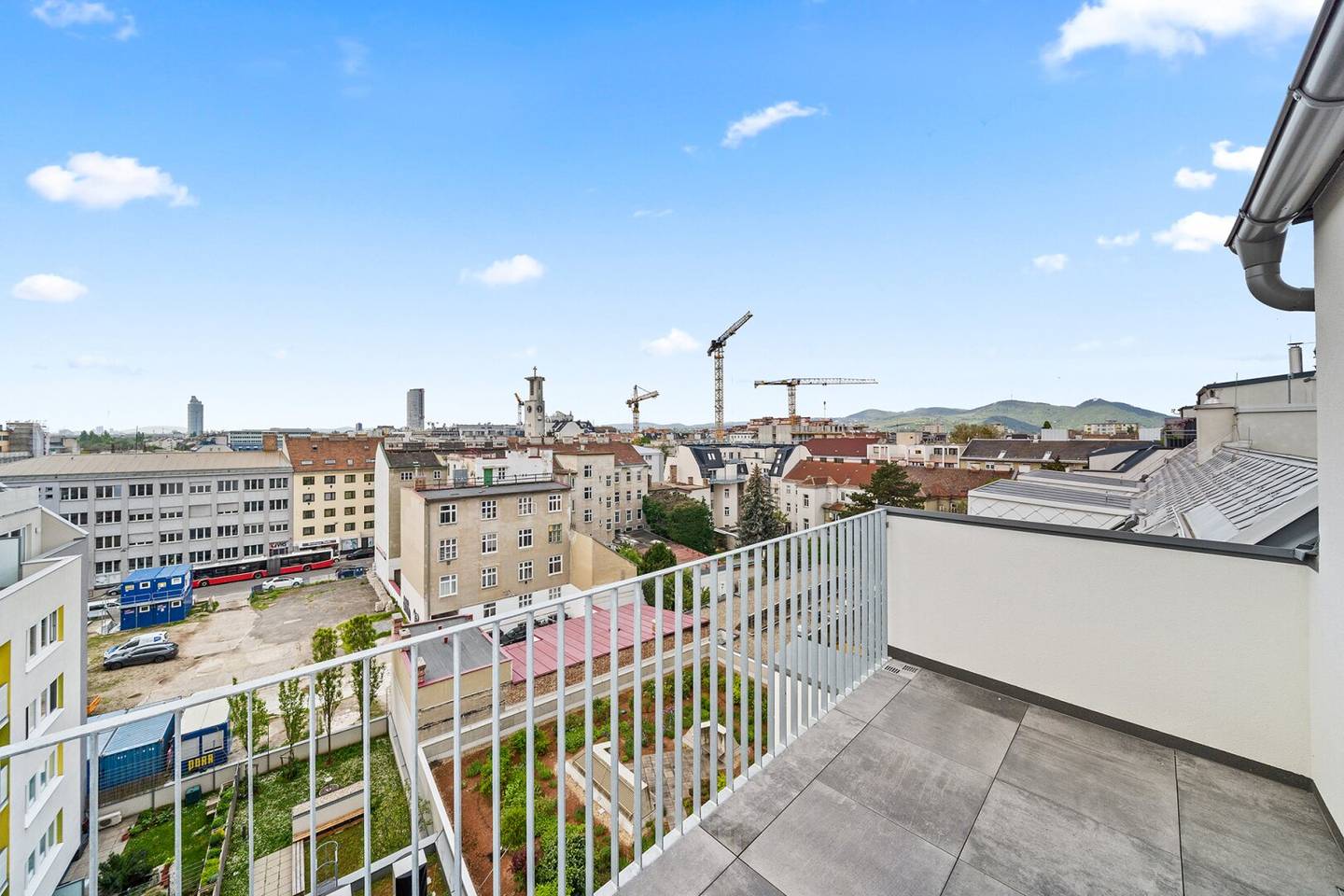 Generously laid out two room attic apartment with terrace (Top 53) including underground garage space