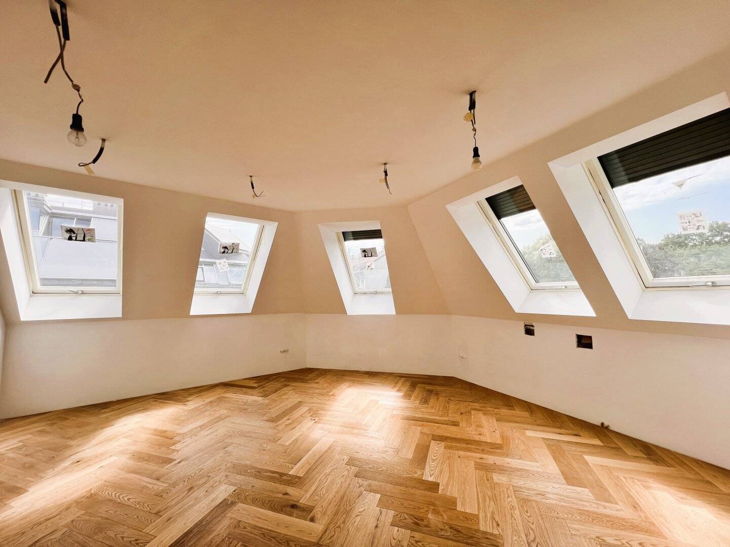 First occupancy!! Modern 2-room apartment on the 1st attic floor (Top 29)