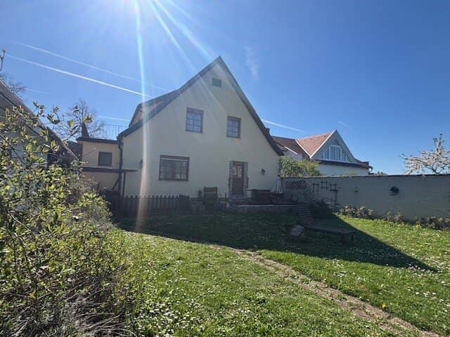Neusiedl am See - Wohnen mit Charakter: Stilvolles Haus mit großem Grundstück und privater Wellnessoase