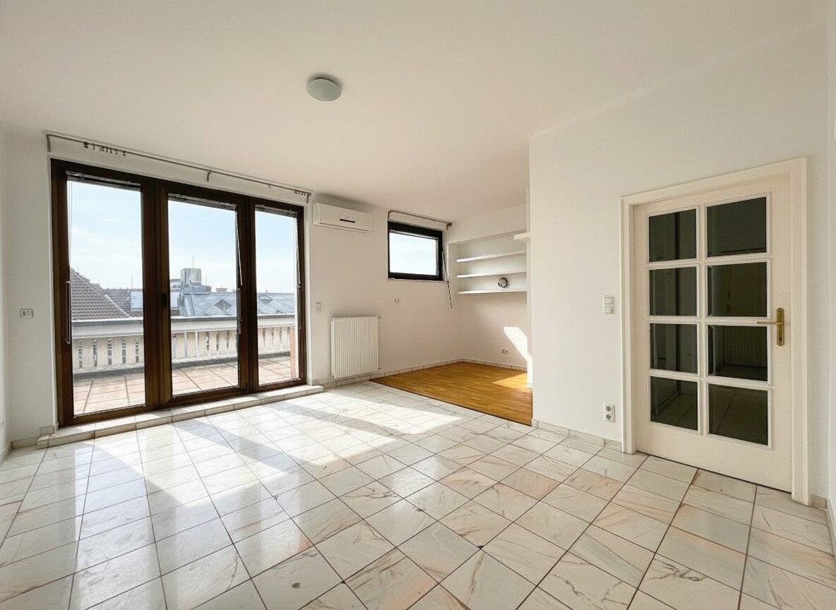 Quietly located 3 room apartment with 40m² terrace on 9th floor with elevator