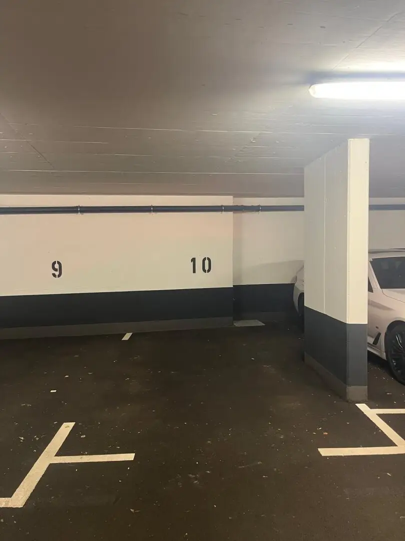 PKW Abstellplatz in der Hochsatzengasse 32