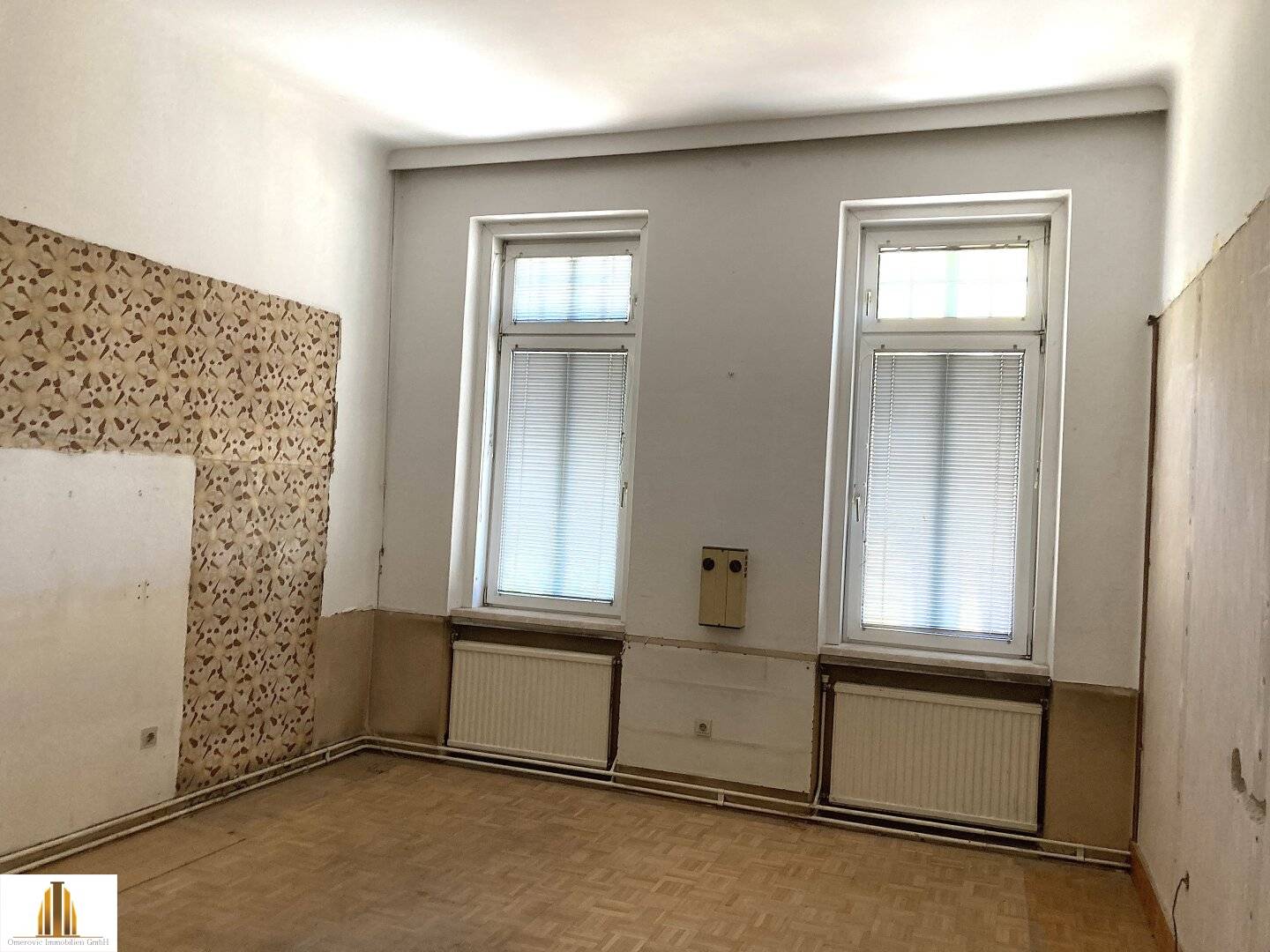 Sanierungsbedürftige Stilwohnung mit 2,5 Zimmer Nähe Wertheimsteinpark - Barawitzkagasse