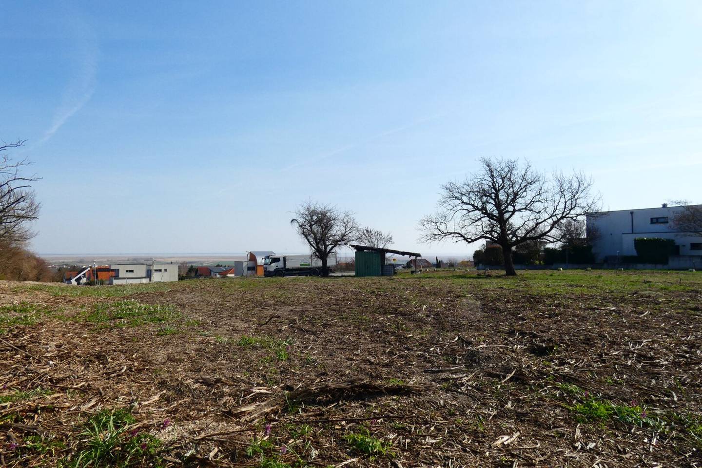 EXKLUSIVER BAUGRUND UNVERBAUBARER SEEBLICK