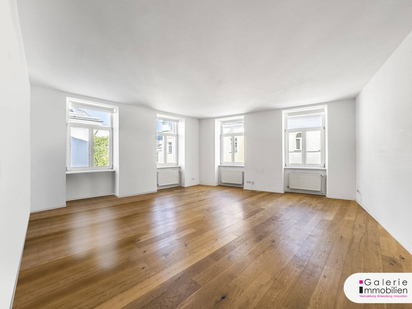 Enchanting two room pre war apartment for the highest standards near U4','de':'Bezaubernde 2-Zimmer-Altbauwohnung für höchste Ansprüche - Nähe U4