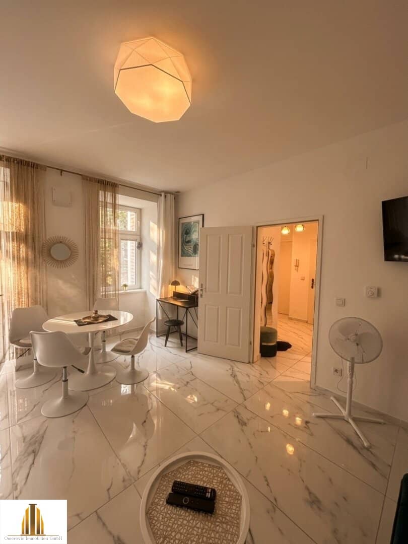 ALTBAUHIT-  Ruhige  2 Zimmer mit Zugang zum Hof Nähe AKH