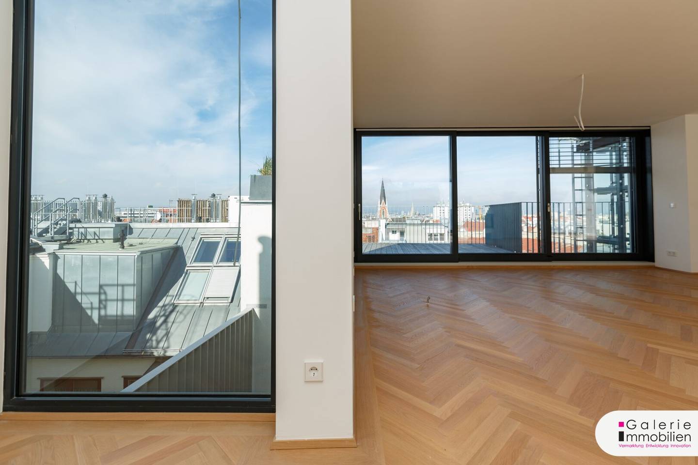 Period style old building Penthouse First occupancy with 76 m² terraces