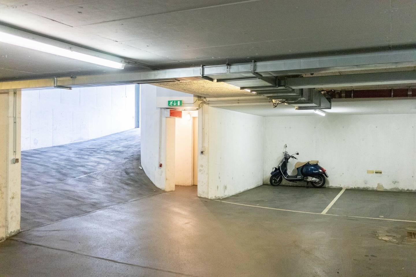Underground parking spaces at Paletzgasse 6 Near Wattgasse