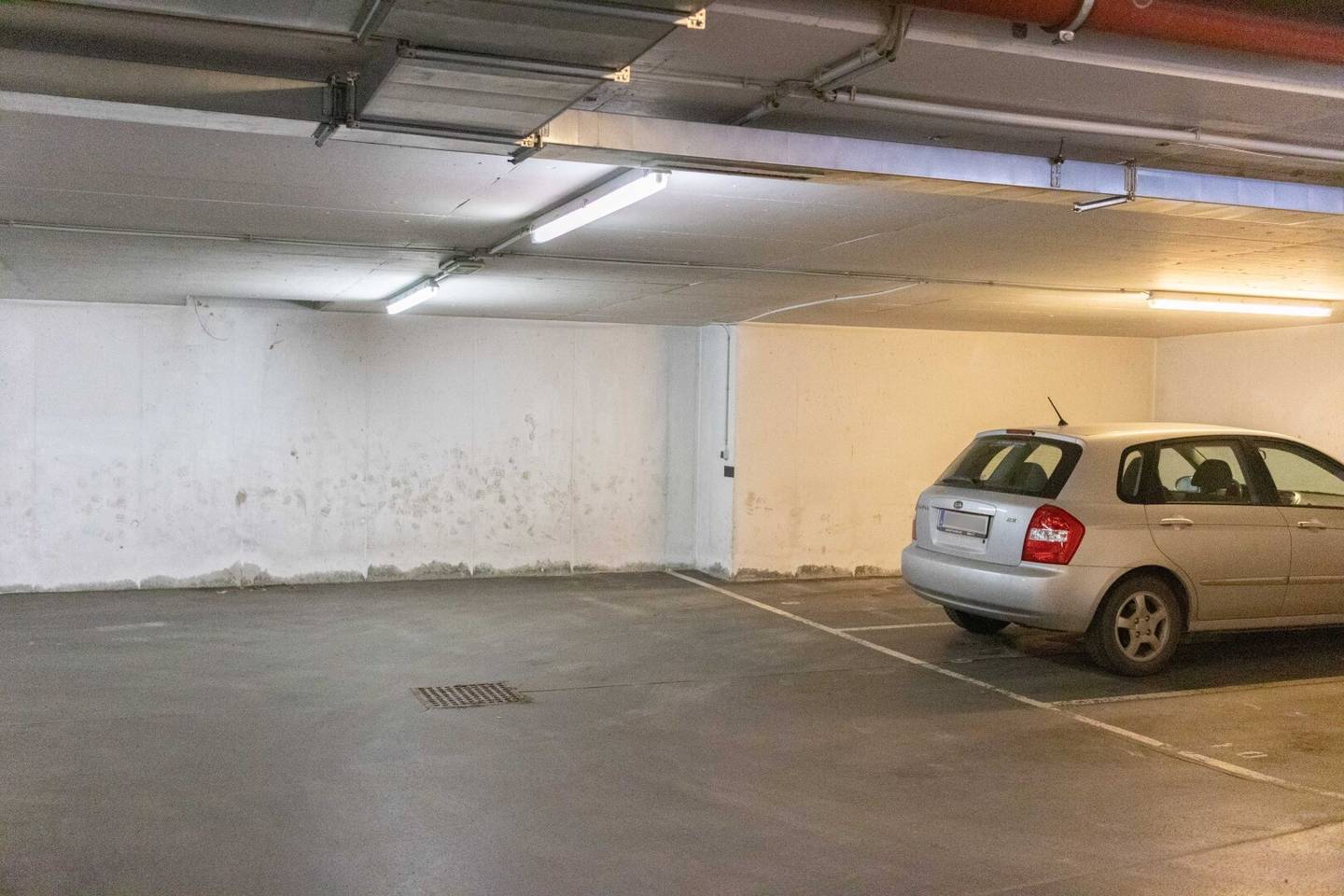 Underground parking spaces at Paletzgasse 6 Near Wattgasse