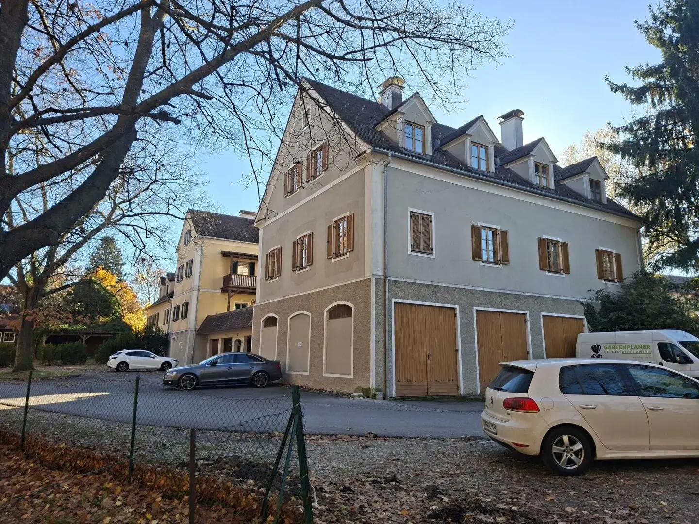 Solides Renditeobjekt: Mehrparteienhaus mit 10 Wohneinheiten in Pöllau