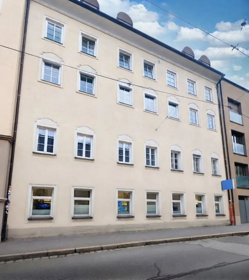 High traffic commercial spaces in Salzburg City and de: Hohc frequentierte Gewerbeflächen in Salzburg Stadt