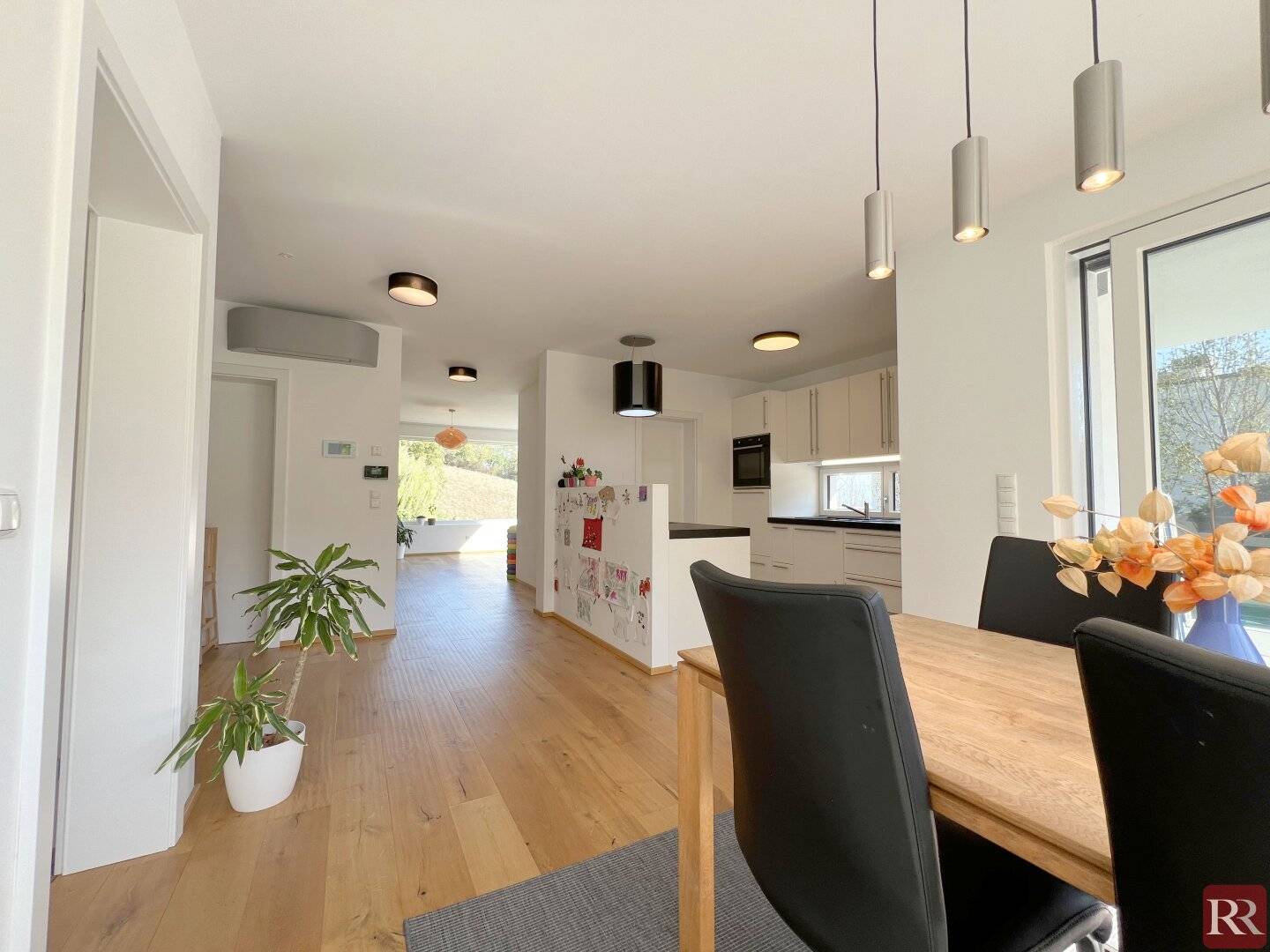 Ziegelmassiver Premium-Neubau mit Weitblick