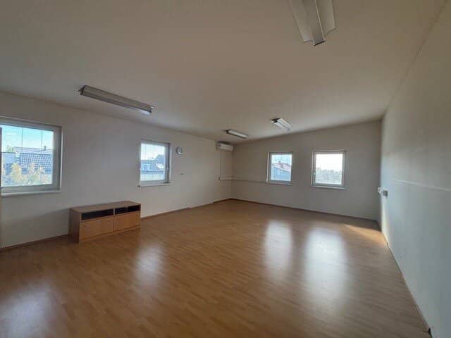 Neusiedl am See modern, spacious residential and office building