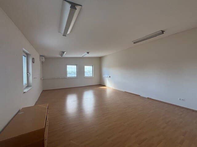 Neusiedl am See modern, spacious residential and office building