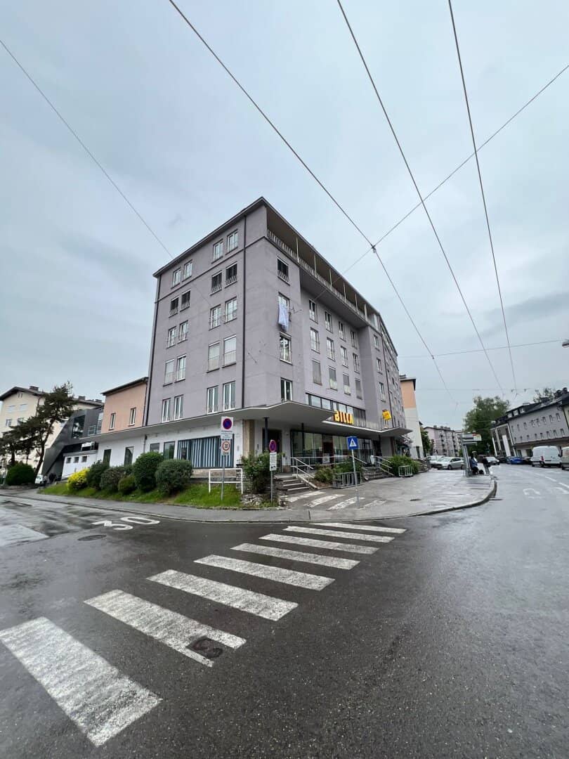 Spacious studio in Salzburg ideal for creatives and startups