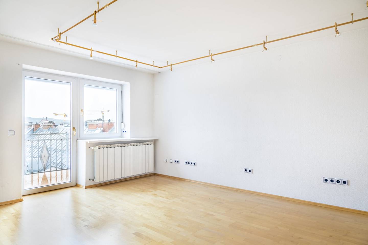 Loft Feeling! Stylish attic apartment near Linzergasse