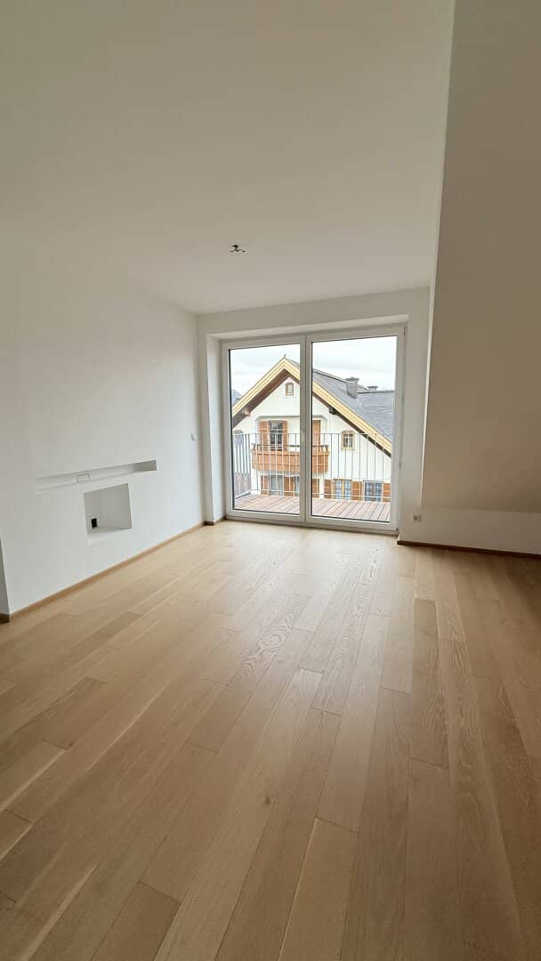Charming attic apartment in Seekirchen am Wallersee