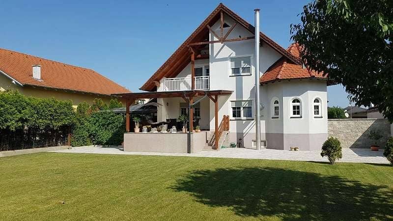 Parndorf spacious family dream in absolute quiet location
