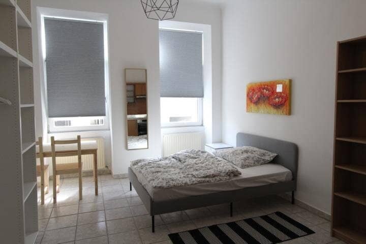 Furnished 1-room apartment in the heart of Vienna Short-term rental