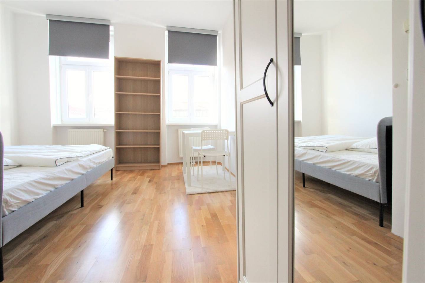 Beautiful furnished 1-room apartment in a central location! Short-term rental!