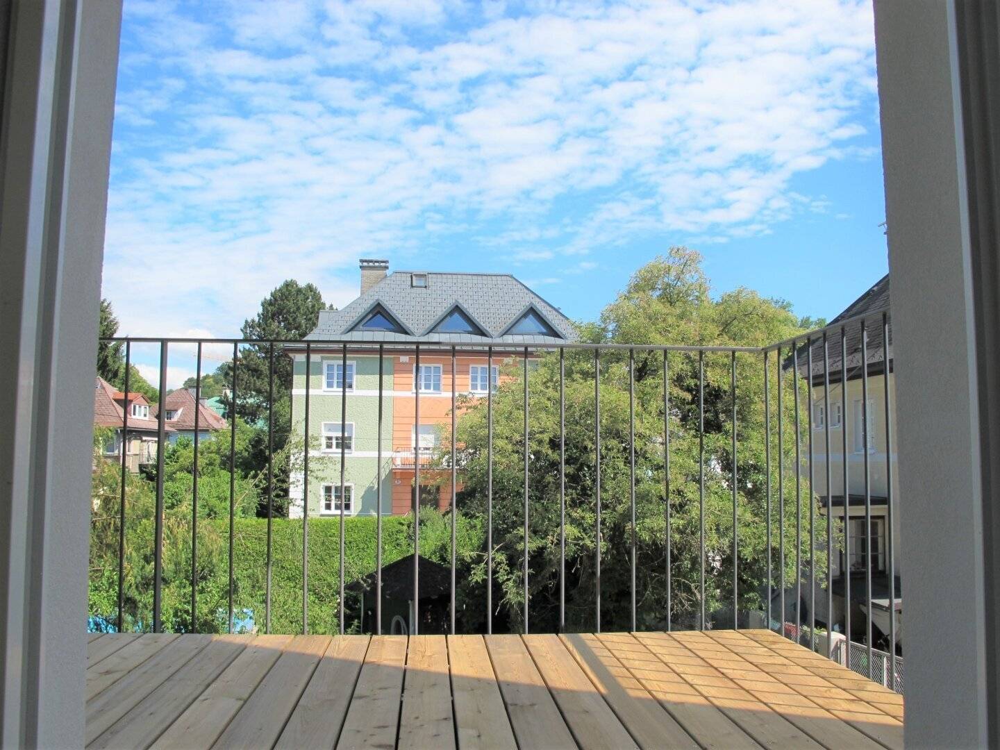 Solid investment! Charming tenement house in Alt-Maxglan