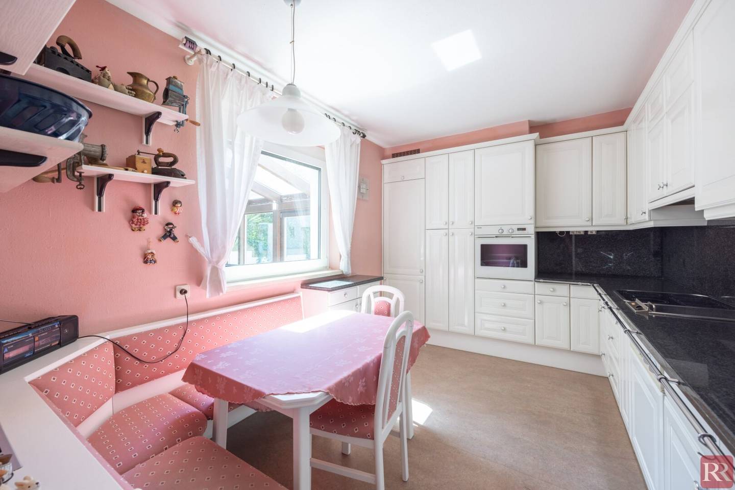 Waldrandlage- Grosszügiges Einfamilienhaus mit großem Garten