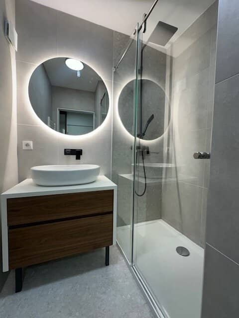 Furnished 3 room rental apartment in the 8th district