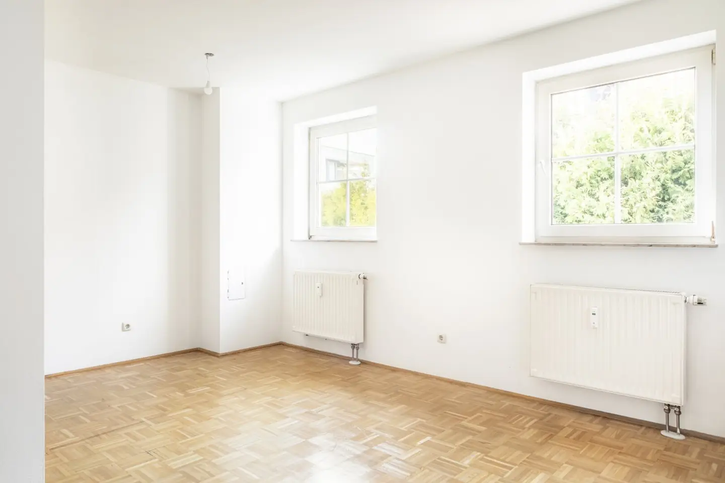 Attractive residential unit in the heart of Seekirchen am Wallersee